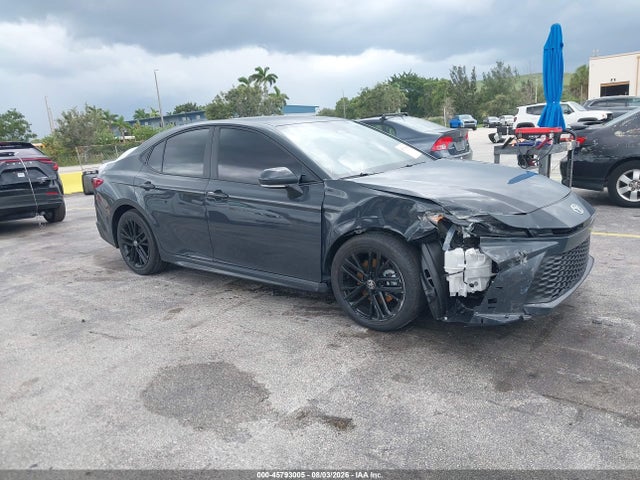 2026 TOYOTA CAMRY SE - 1