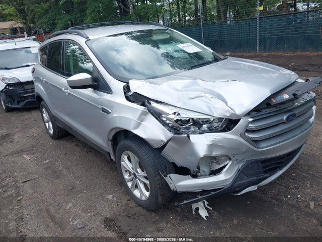 2017 FORD ESCAPE SE - 1