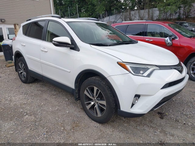 2018 TOYOTA RAV4 XLE - 1