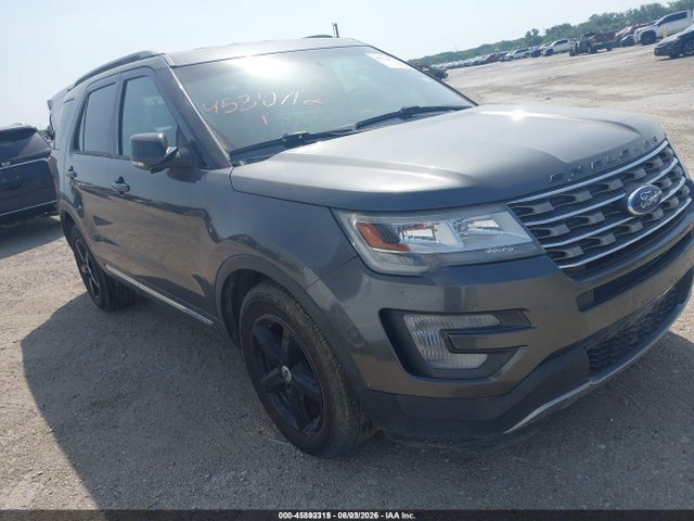 2017 FORD EXPLORER XLT - 1