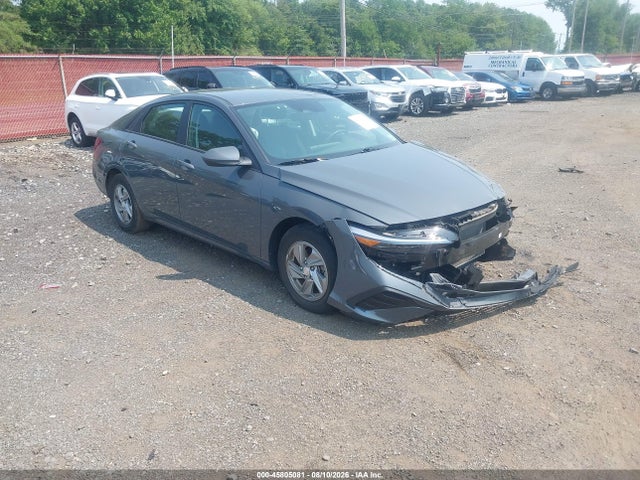 2024 HYUNDAI ELANTRA SE - 1