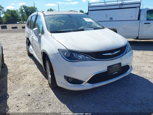 2019 CHRYSLER PACIFICA TOURING L - 1