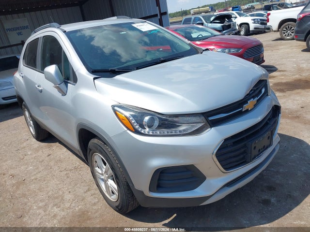 2017 CHEVROLET TRAX LT - 1