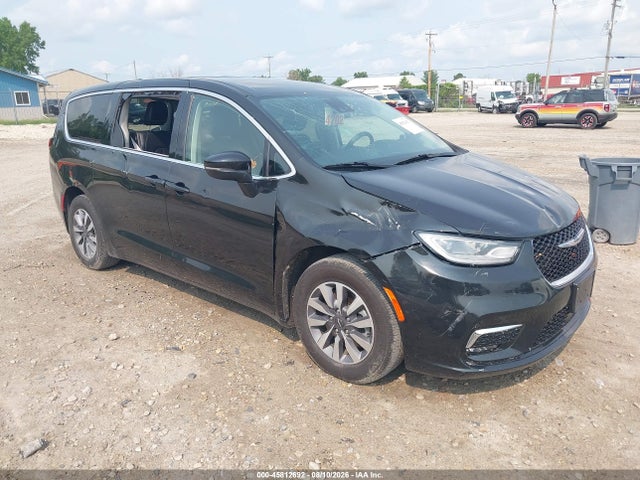 2023 CHRYSLER PACIFICA HYBRID TOURING L - 1