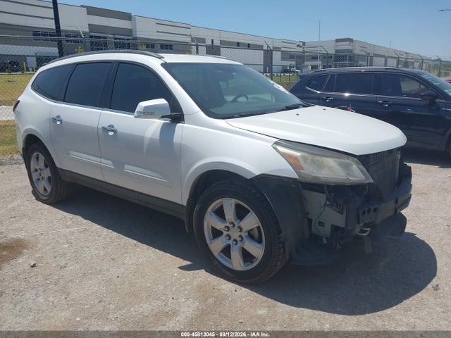 2017 CHEVROLET TRAVERSE LT - 1