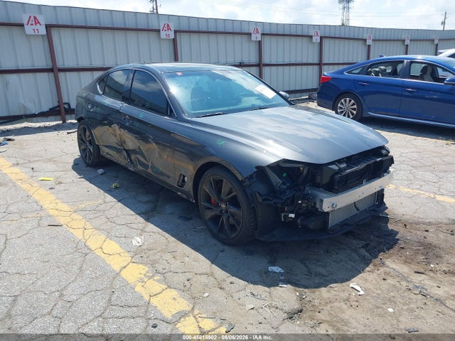 2022 GENESIS G70 3.3T RWD - 1