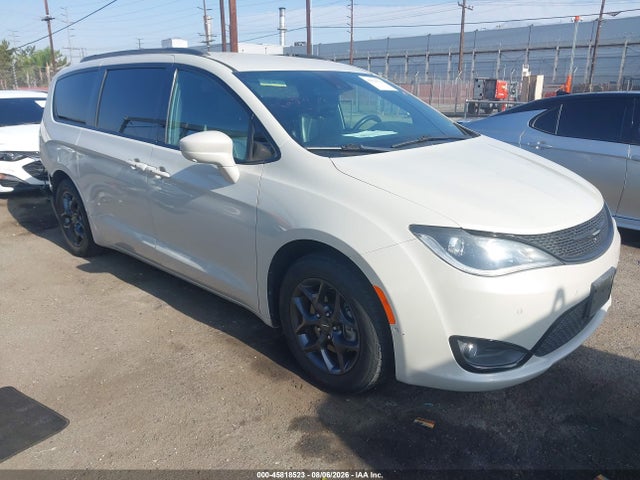 2019 CHRYSLER PACIFICA TOURING L - 1