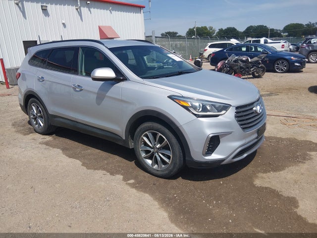 2017 HYUNDAI SANTA FE SE - 1