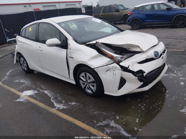 2017 TOYOTA PRIUS THREE - 1