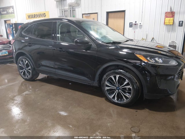2021 FORD ESCAPE SE - 1