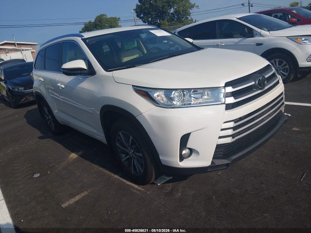 2017 TOYOTA HIGHLANDER XLE - 1
