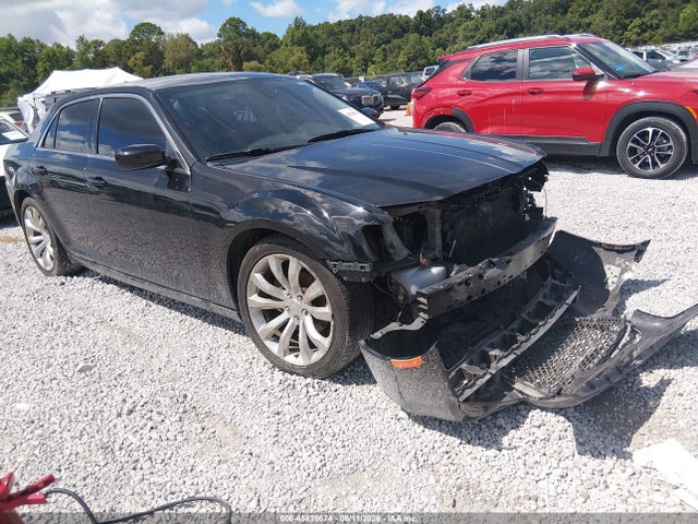 2017 CHRYSLER 300 LIMITED - 1