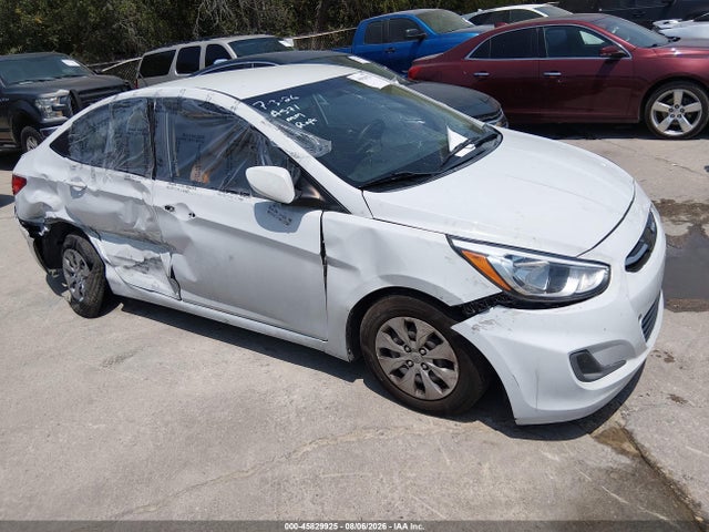 2017 HYUNDAI ACCENT SE - 1