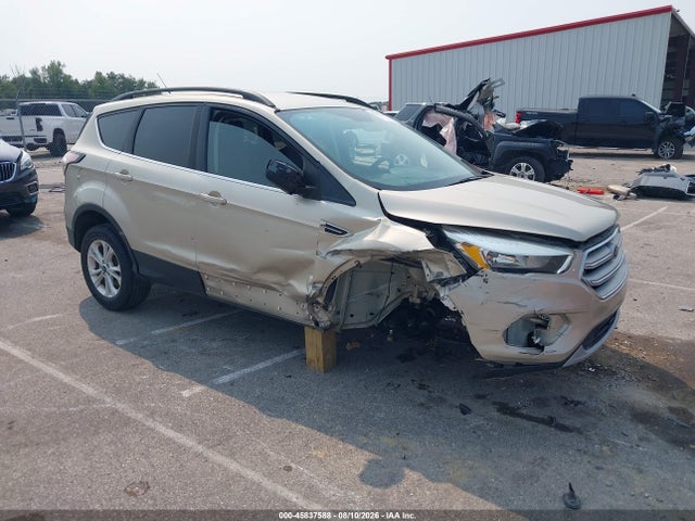 2018 FORD ESCAPE SE - 1