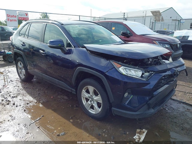 2019 TOYOTA RAV4 XLE - 1