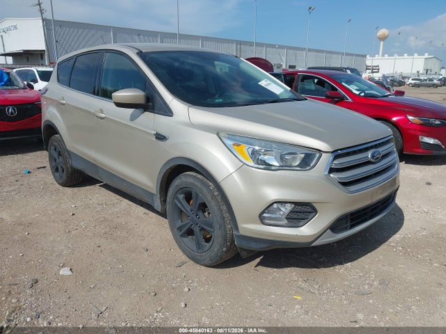 2017 FORD ESCAPE SE - 1