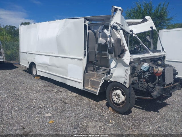 2019 FORD F-59 COMMERCIAL STRIPPED - 1