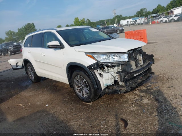 2018 TOYOTA HIGHLANDER XLE - 1