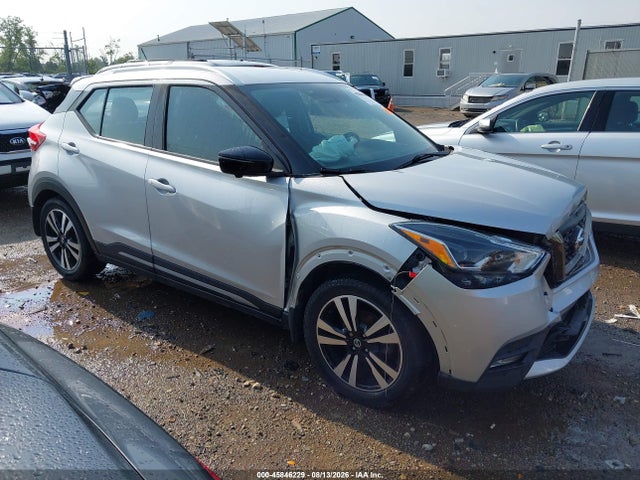 2019 NISSAN KICKS SR - 1