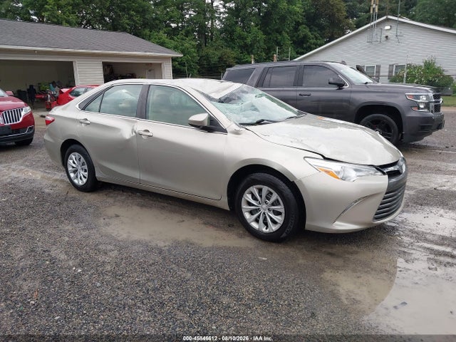 2017 TOYOTA CAMRY LE - 1