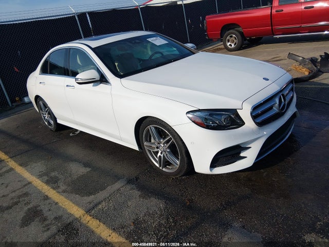 2017 MERCEDES-BENZ E 300 - 1