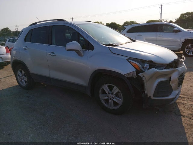 2019 CHEVROLET TRAX LT - 1