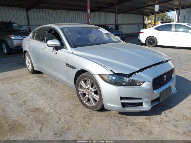 2018 JAGUAR XE 25T PREMIUM - 1