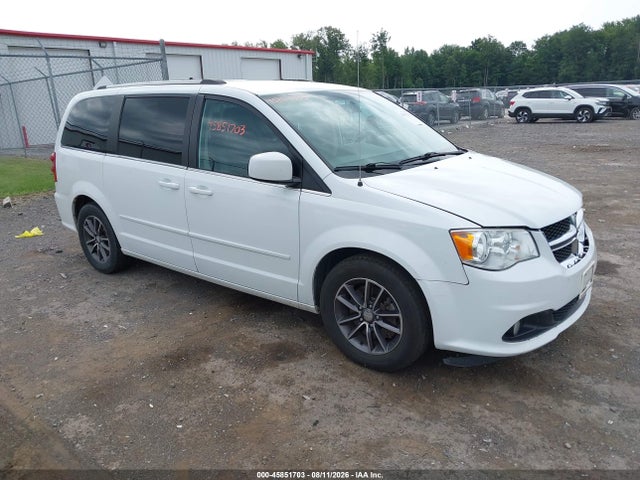 2017 DODGE GRAND CARAVAN SXT - 1