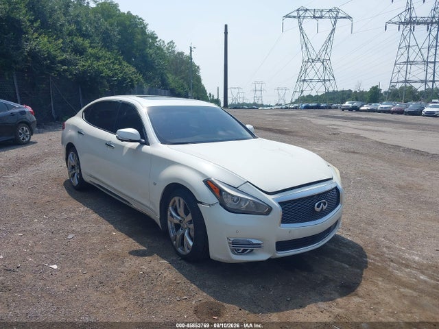 2017 INFINITI Q70L 3.7X - 1
