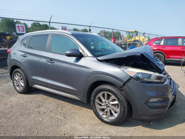2017 HYUNDAI TUCSON SE - 1