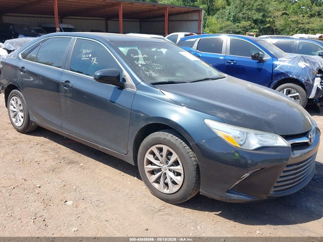 2017 TOYOTA CAMRY LE - 1