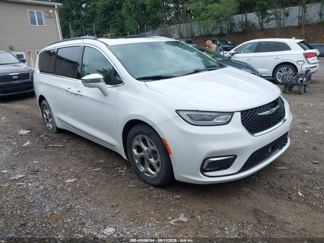 2022 CHRYSLER PACIFICA LIMITED - 1