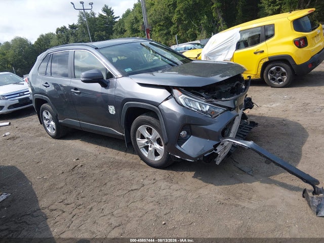 2020 TOYOTA RAV4 XLE - 1