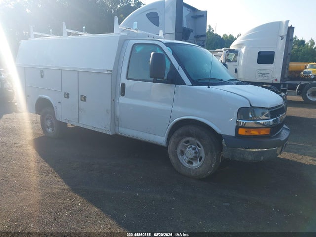 2024 CHEVROLET EXPRESS CUTAWAY WORK VAN - 1