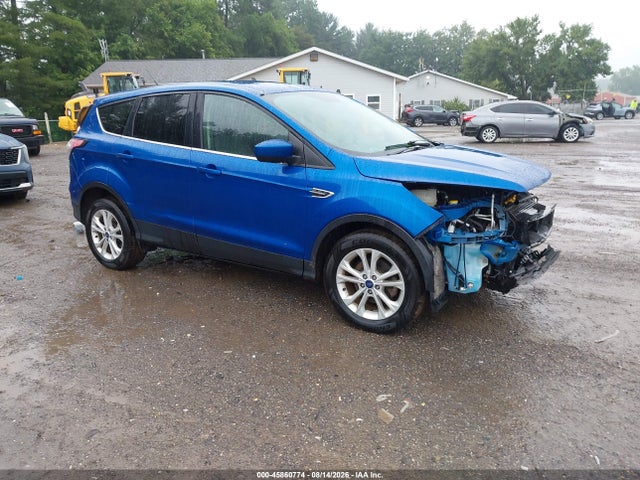 2017 FORD ESCAPE SE - 1