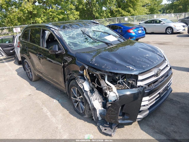 2018 TOYOTA HIGHLANDER XLE - 1