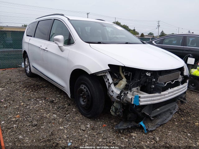 2017 CHRYSLER PACIFICA TOURING-L - 1