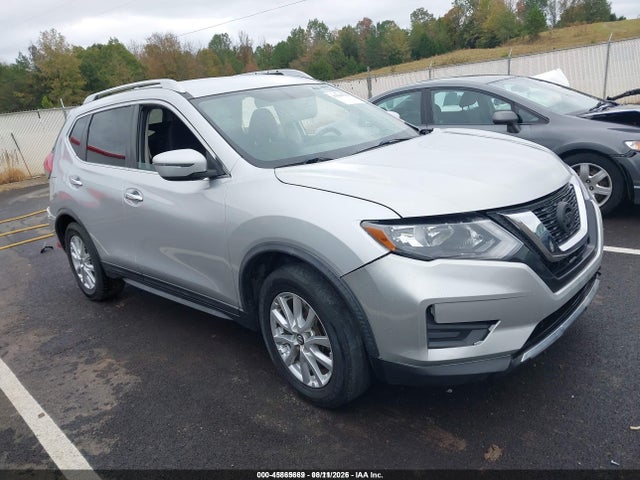 2017 NISSAN ROGUE SV - 1