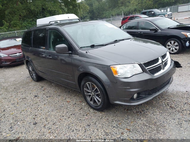 2017 DODGE GRAND CARAVAN SXT - 1