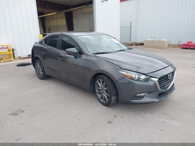 2018 MAZDA MAZDA3 TOURING - 1