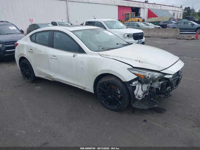 2018 MAZDA MAZDA3 TOURING - 1