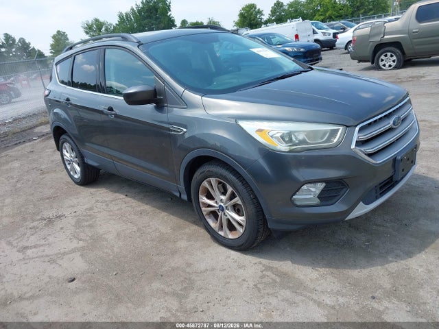 2017 FORD ESCAPE SE - 1