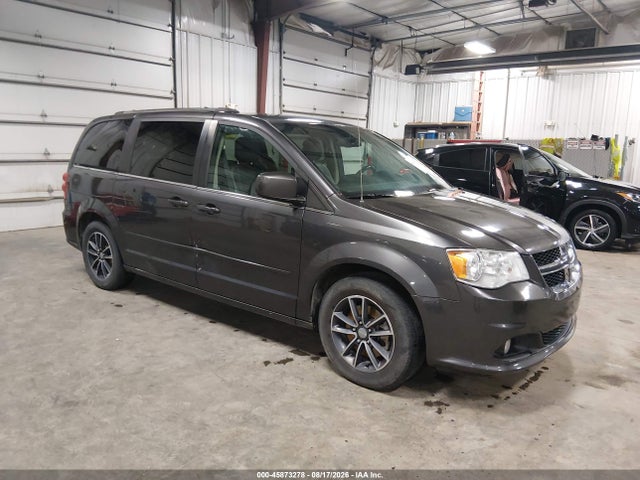 2017 DODGE GRAND CARAVAN SXT - 1