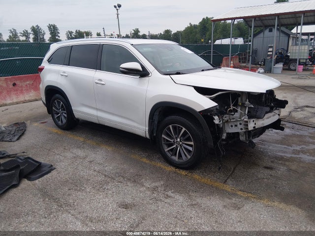 2017 TOYOTA HIGHLANDER XLE - 1
