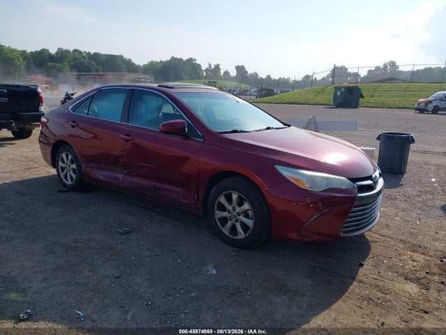 2017 TOYOTA CAMRY LE - 1