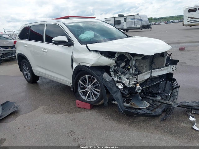 2018 TOYOTA HIGHLANDER XLE - 1