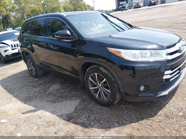 2017 TOYOTA HIGHLANDER XLE - 1