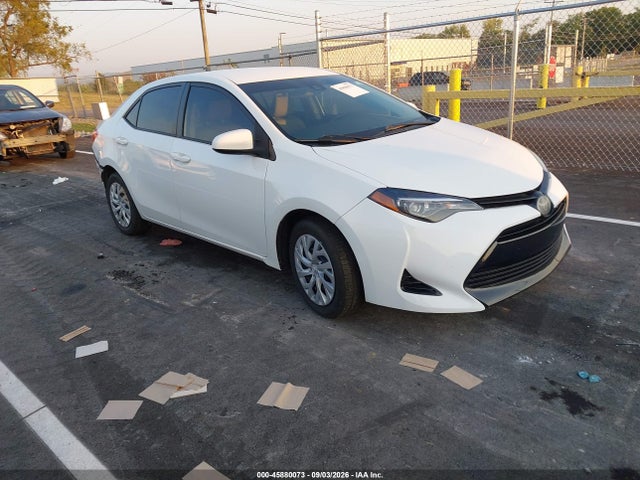 2018 TOYOTA COROLLA LE - 1