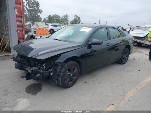 2022 HYUNDAI ELANTRA SEL - 1
