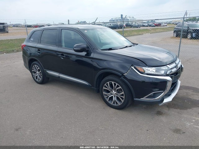 2017 MITSUBISHI OUTLANDER SE - 1